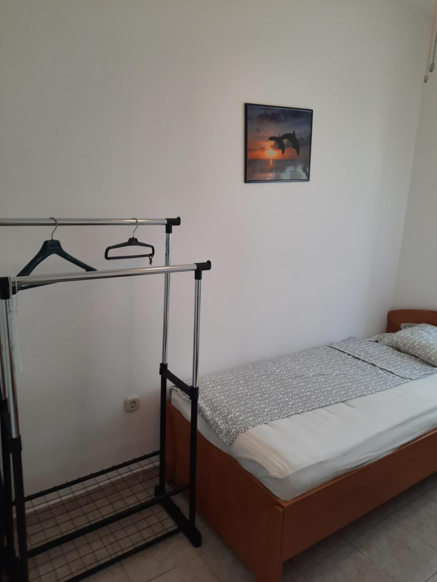 Apartments Matkovic Vir Eksteriør bilde
